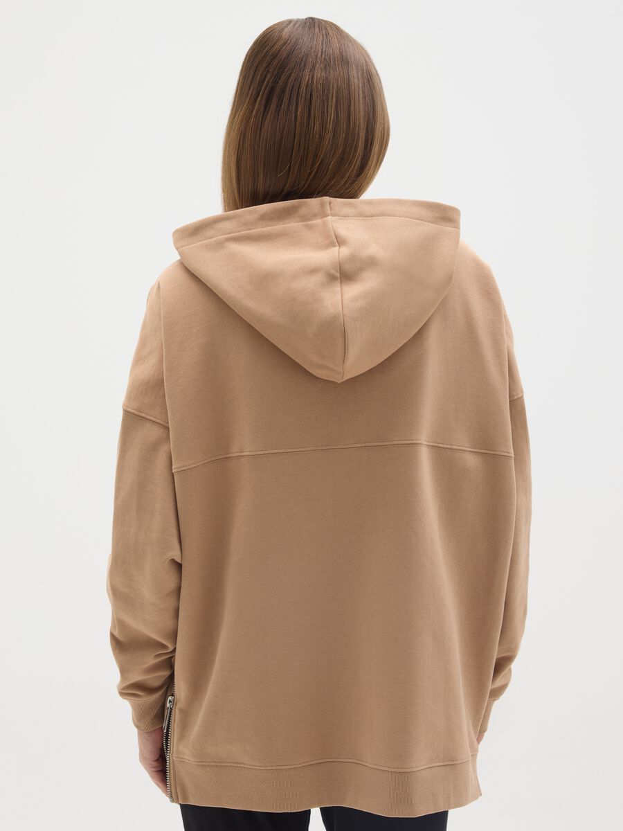 Felpa premaman beige con cappuccio e zip _3