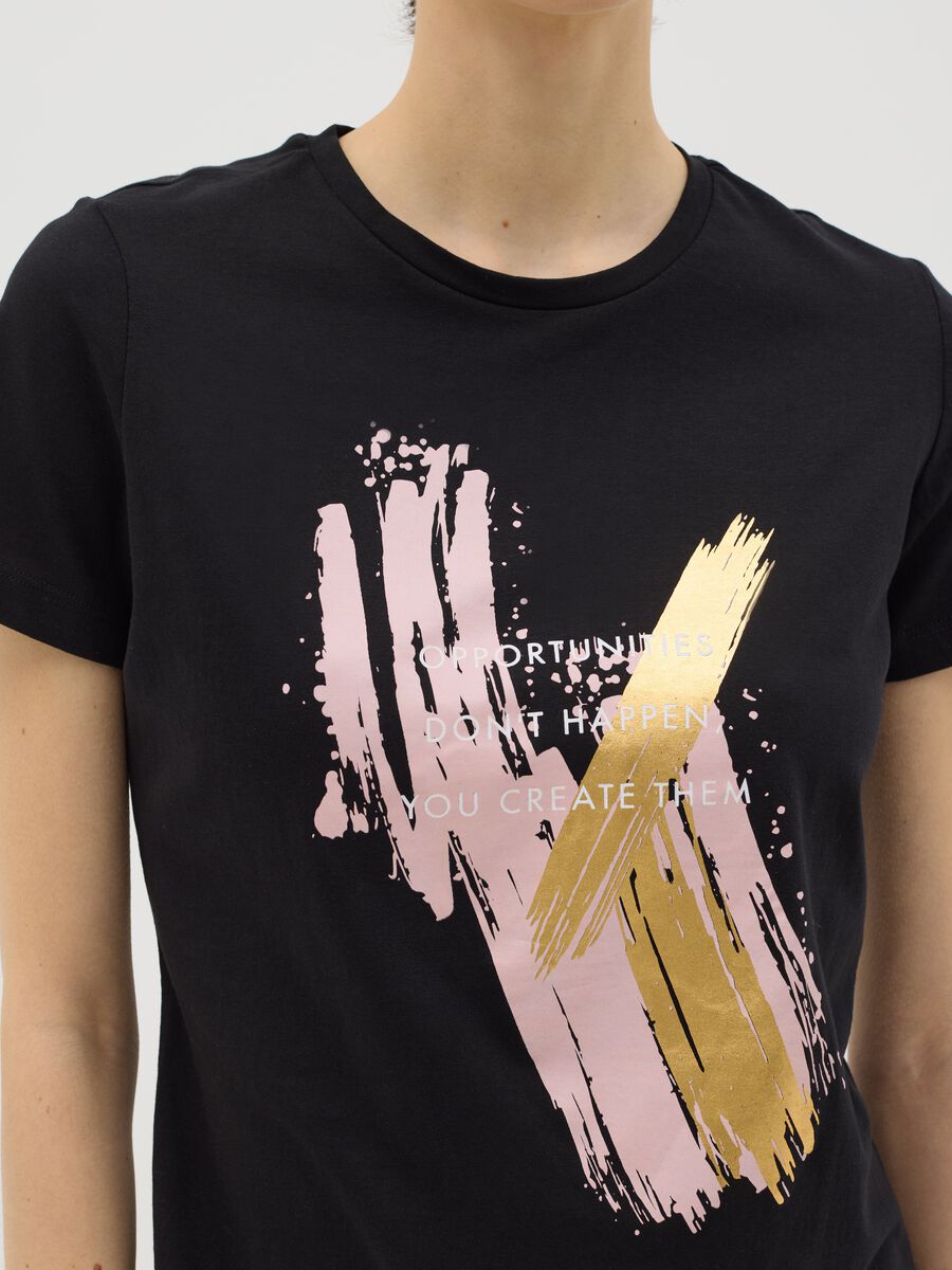 Black cotton T-shirt with foil print_3