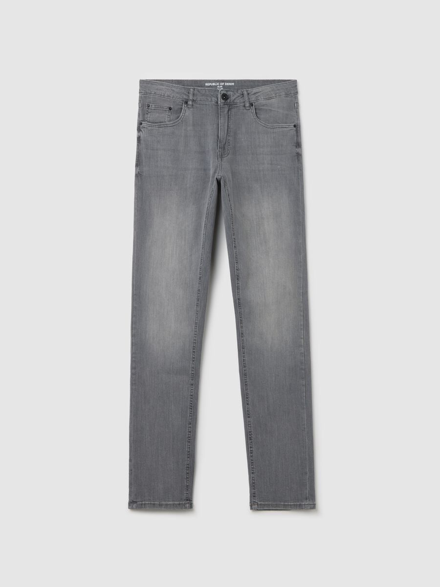Slim-fit jeans with five pockets_4