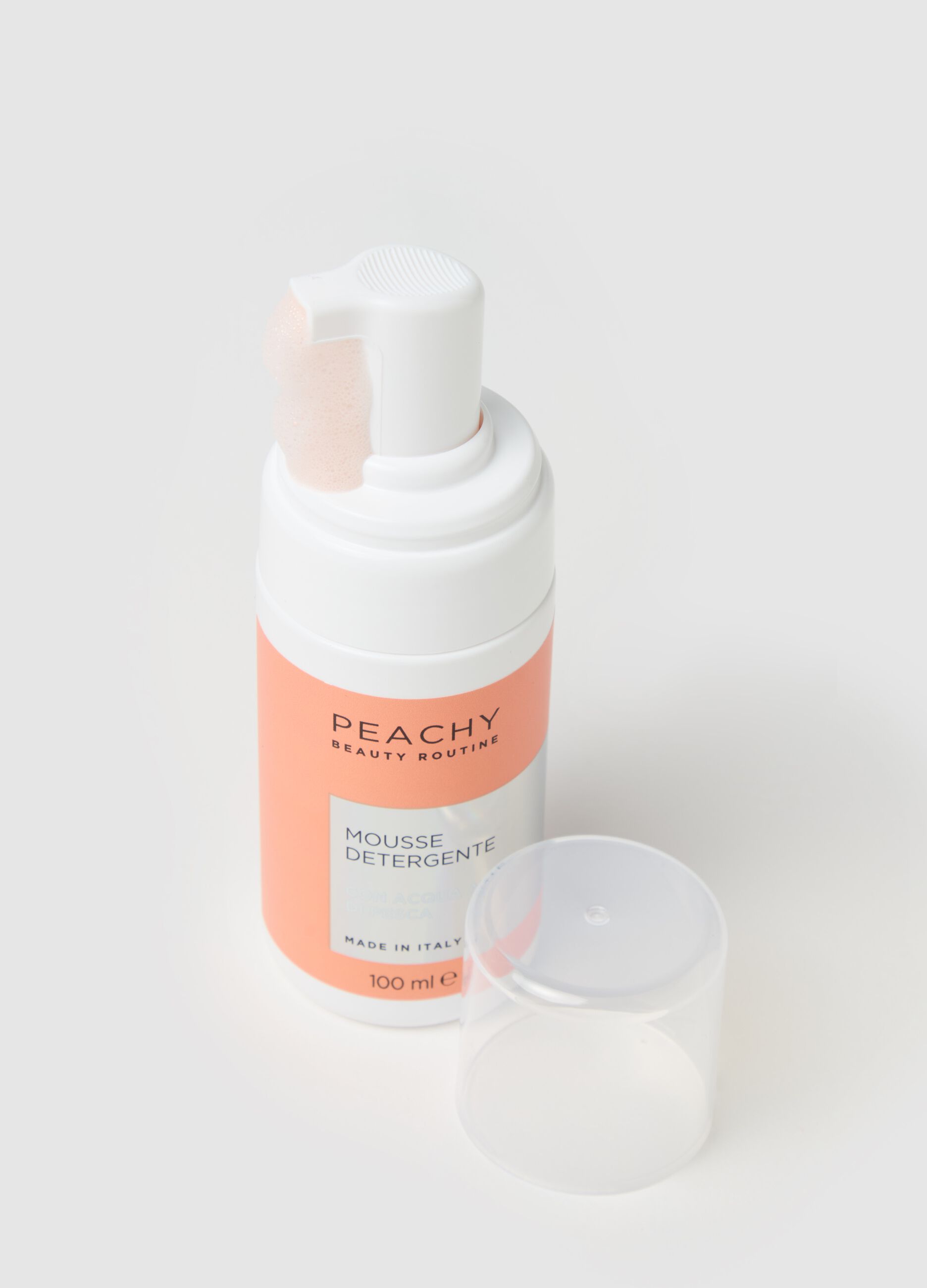 Peach cleansing mousse