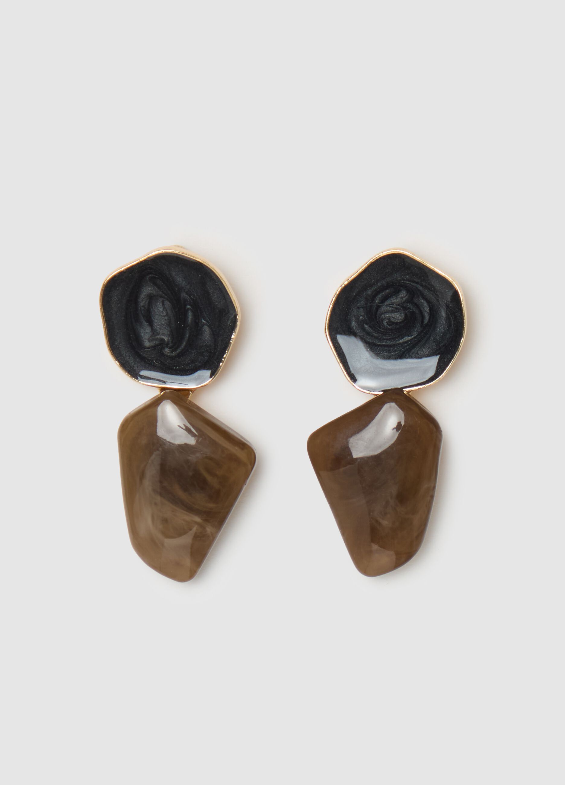 Geometric earrings with pendant