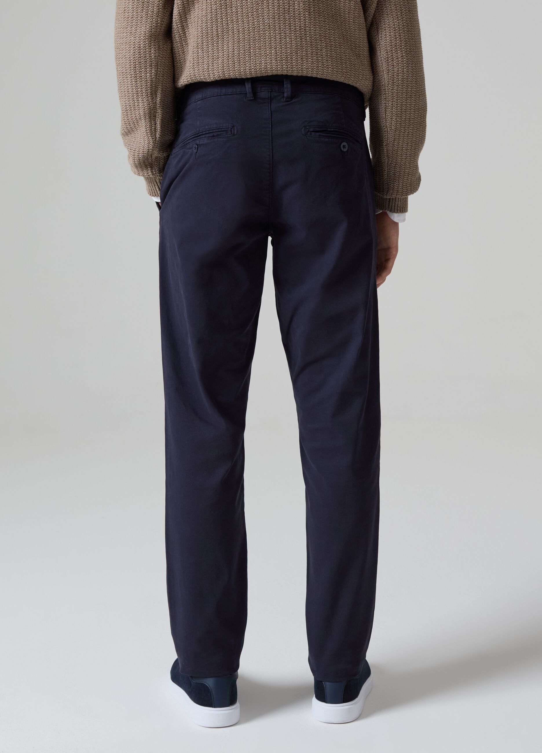 Pantalone chino slim fit in cotone stretch