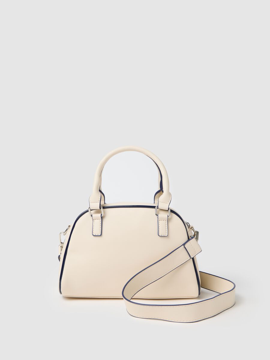 Beige shoulder bag with contrasting details_2