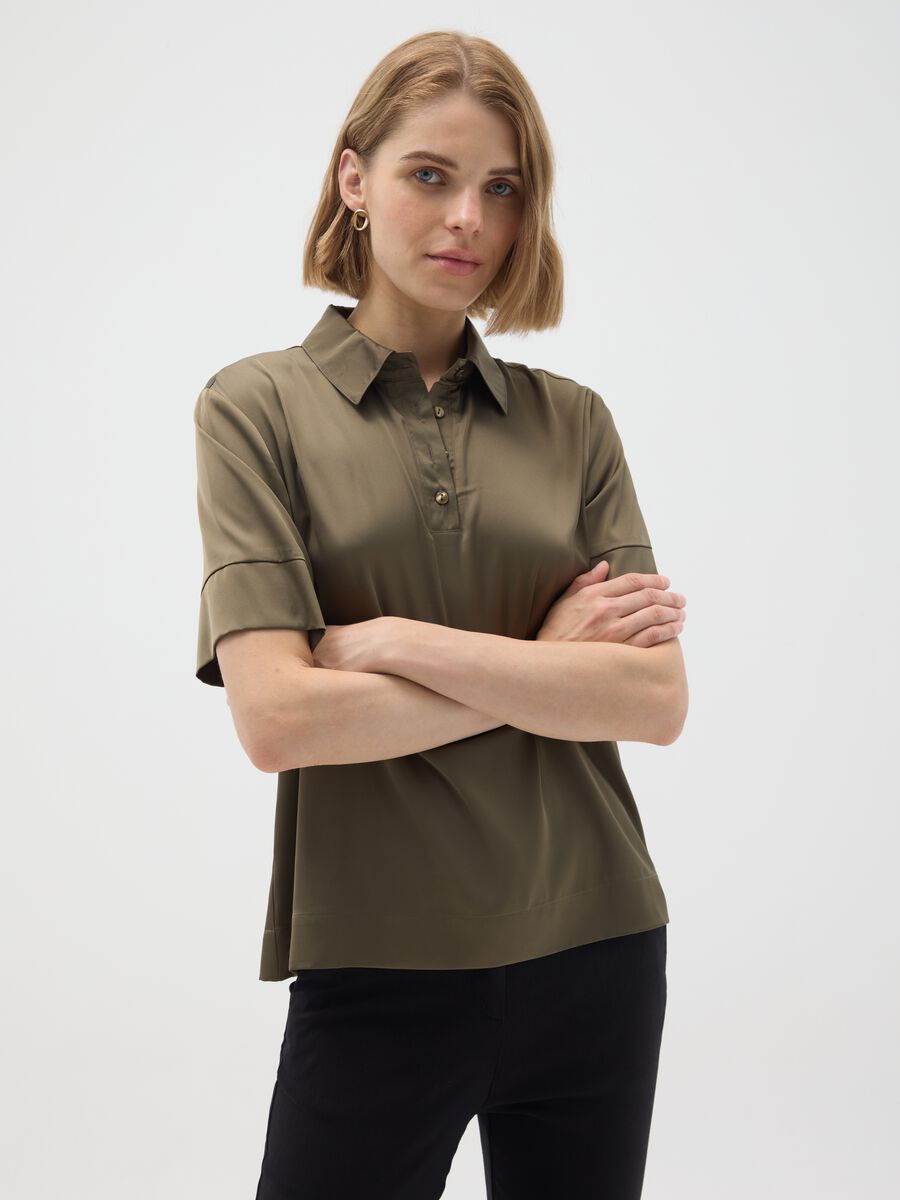 Camicia in satin marrone regular fit_0