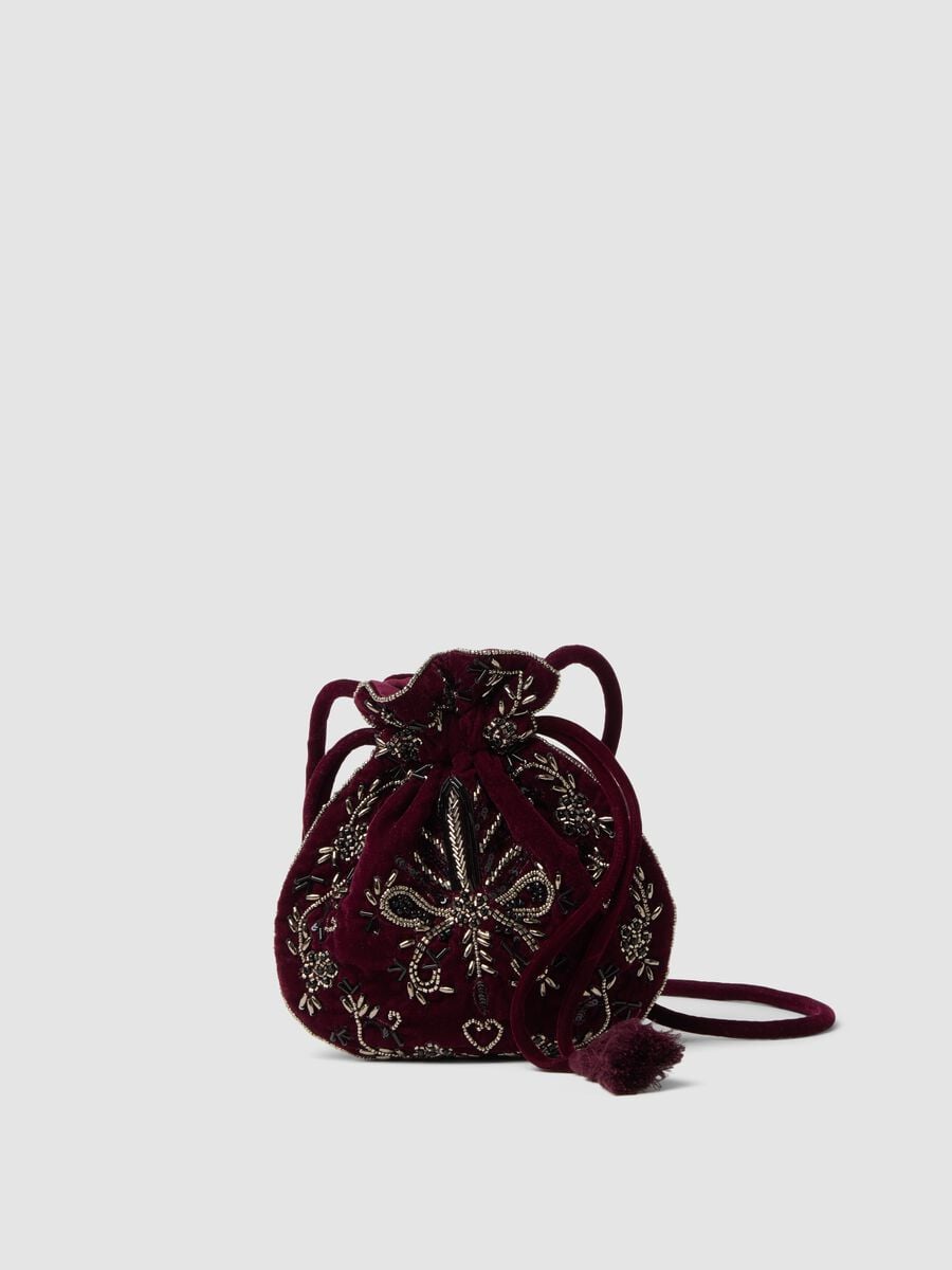 Red bucket bag with beaded embroidery_0