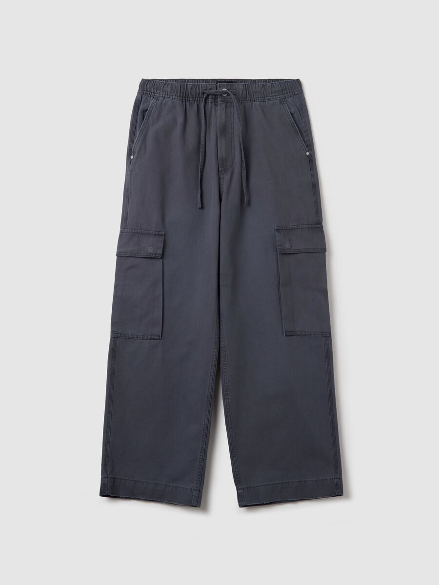 Wide-leg cargo joggers with drawstring_4