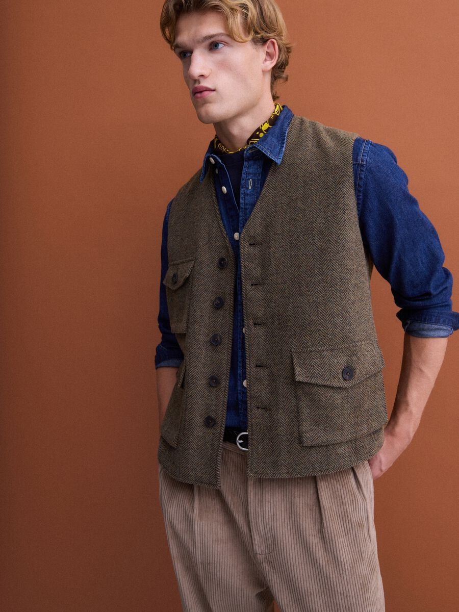 Brown herringbone wool and viscose blend waistcoat_1