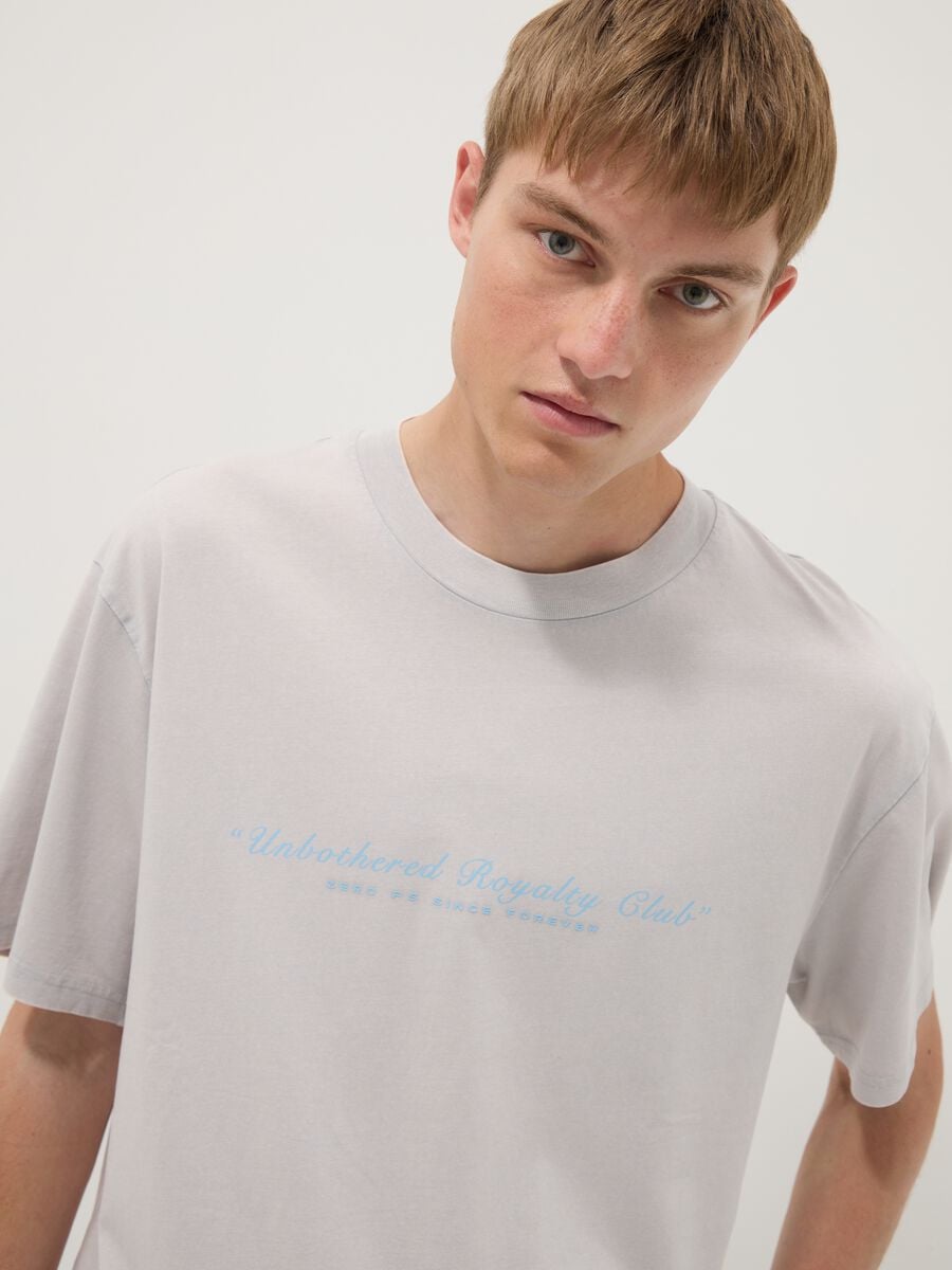 T-shirt grigia a maniche corte in puro cotone_3