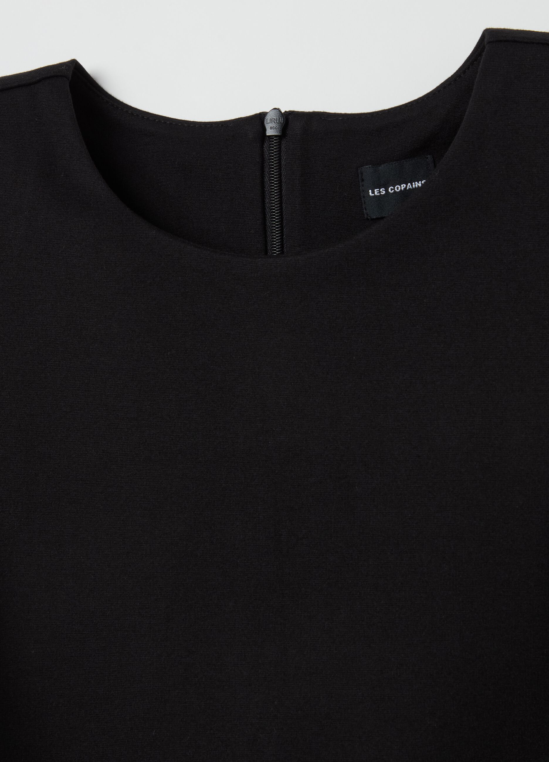 Vestito midi smanicato