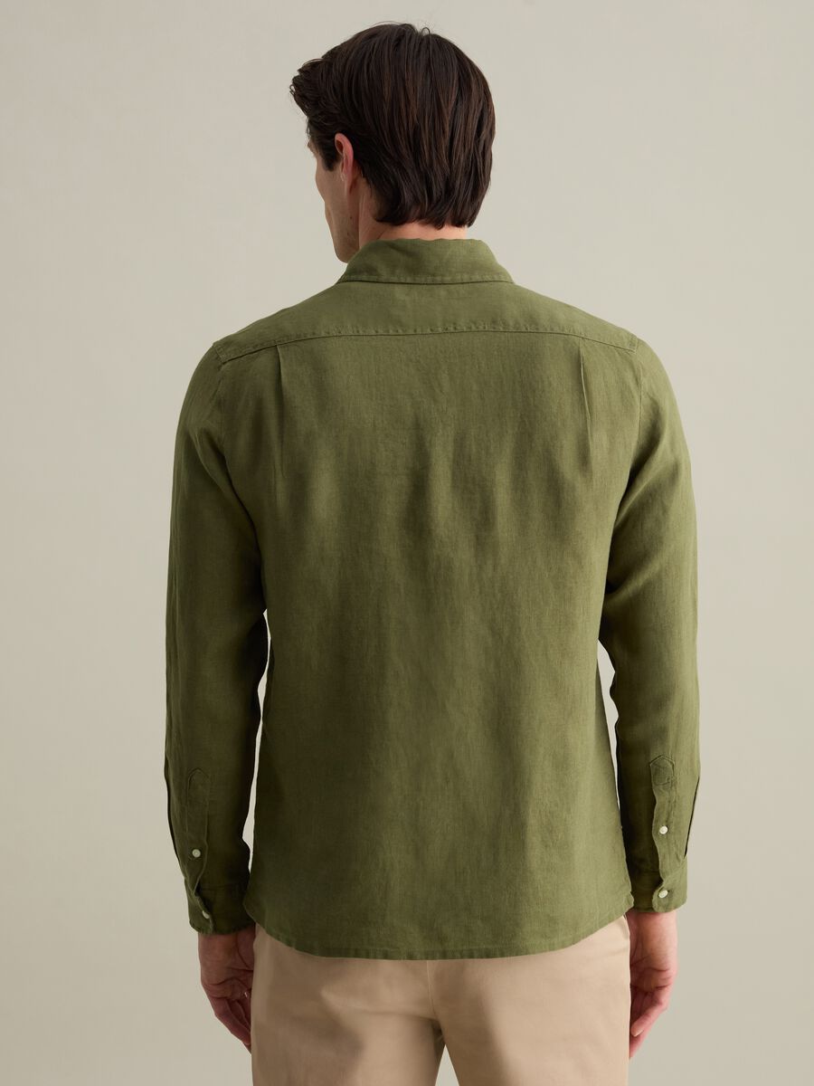 Regular-fit shirt in linen with pockets_2