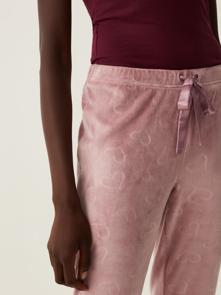 Pantalone pigiama lungo con disegno a cuori_3