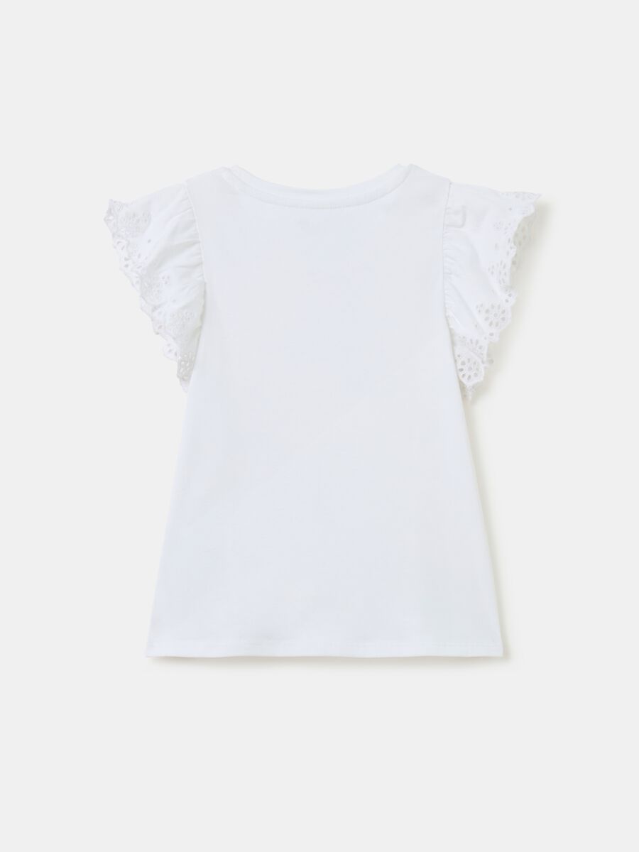 T-shirt con volant in sangallo_3