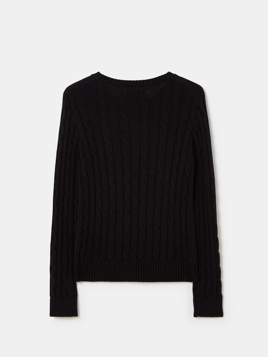Ribbed pullover with cable-knit design_4