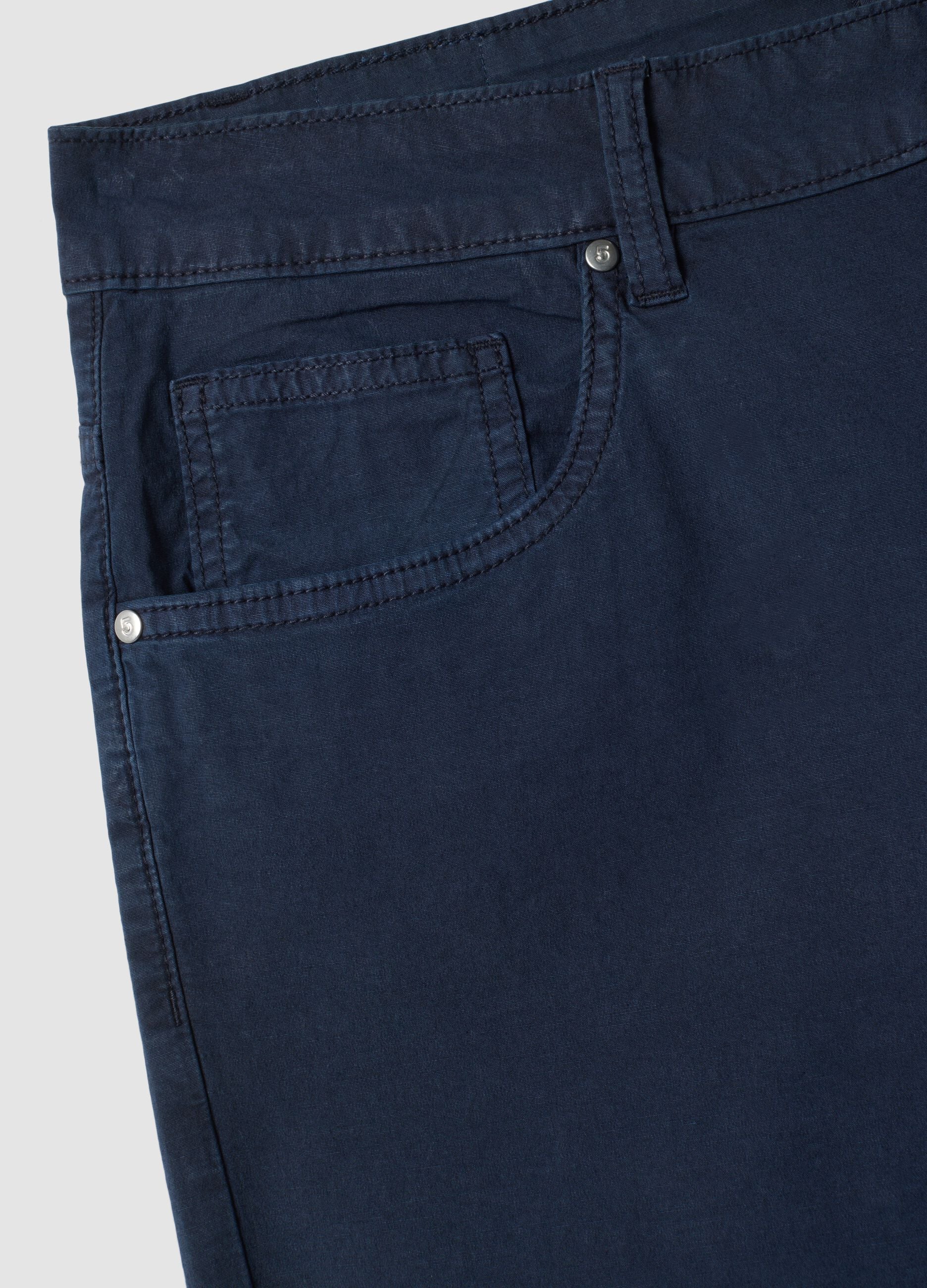Blue stretch cotton five-pocket Bermuda shorts
