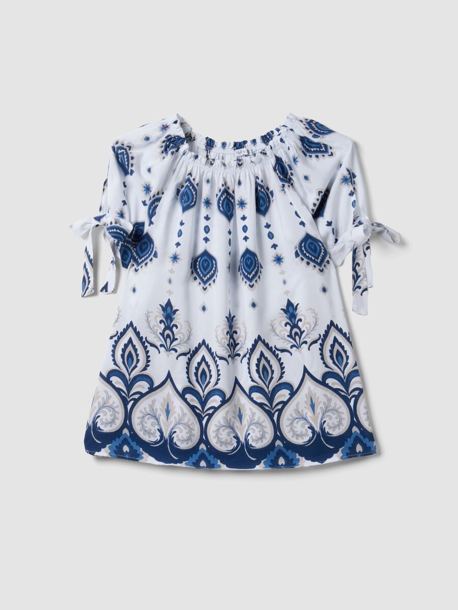 Blusa bianca in pura viscosa a maniche corte con fantasia paisley_4