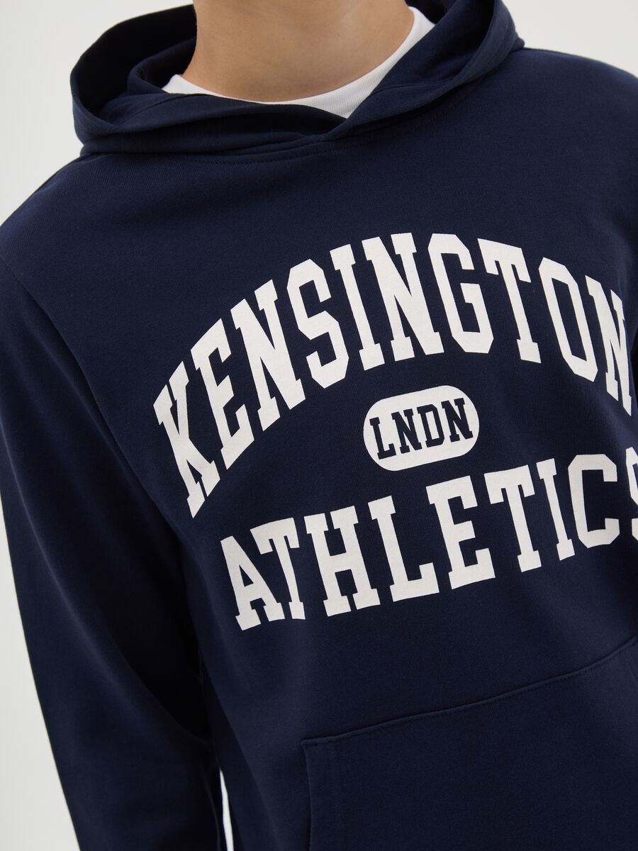 French terry sweatshirt with hood and print_1