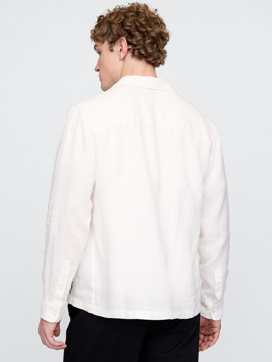 White Shirt with Floral Embroidery_2