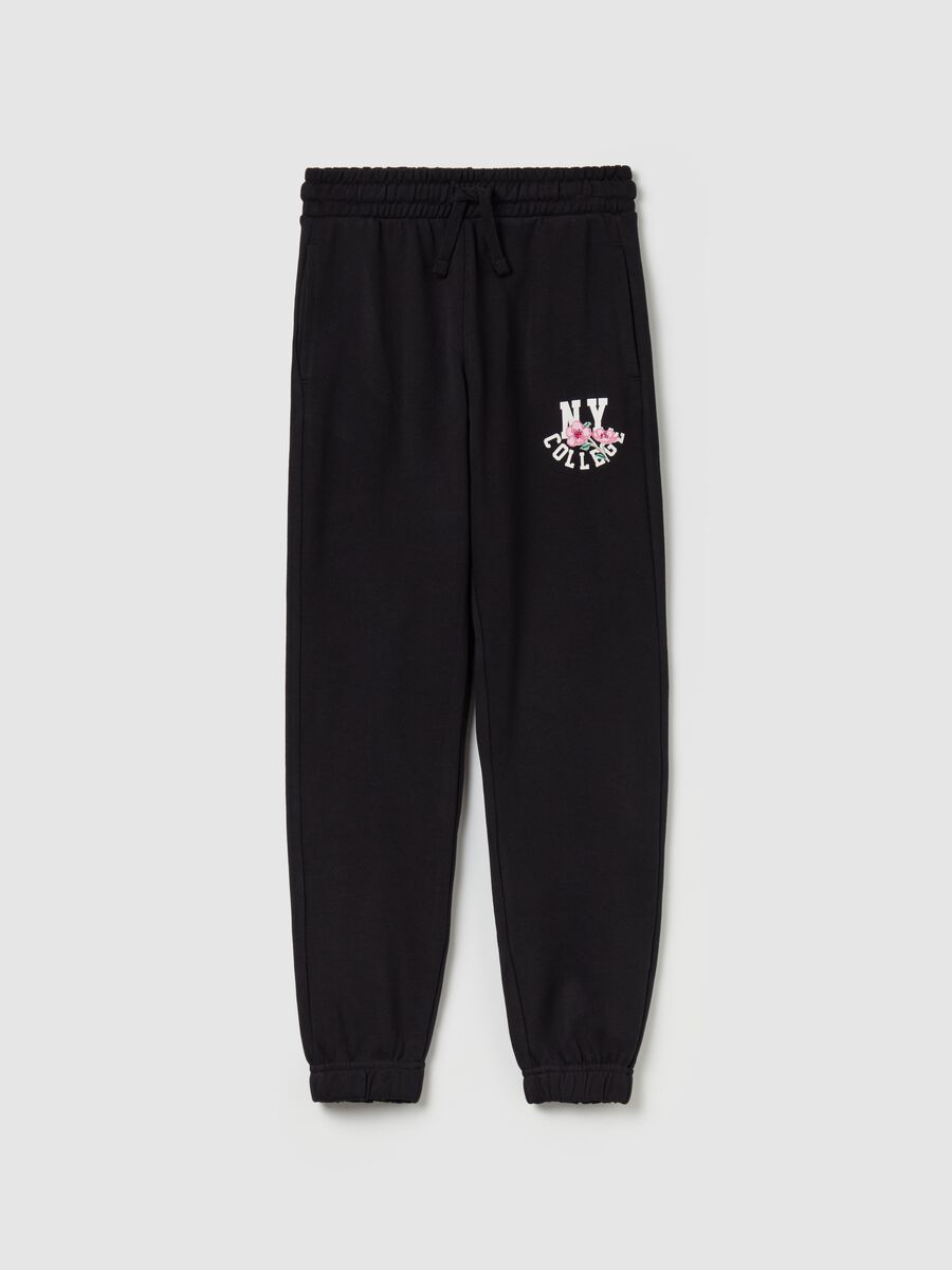 Joggers with "New York College" print with embroidery_3