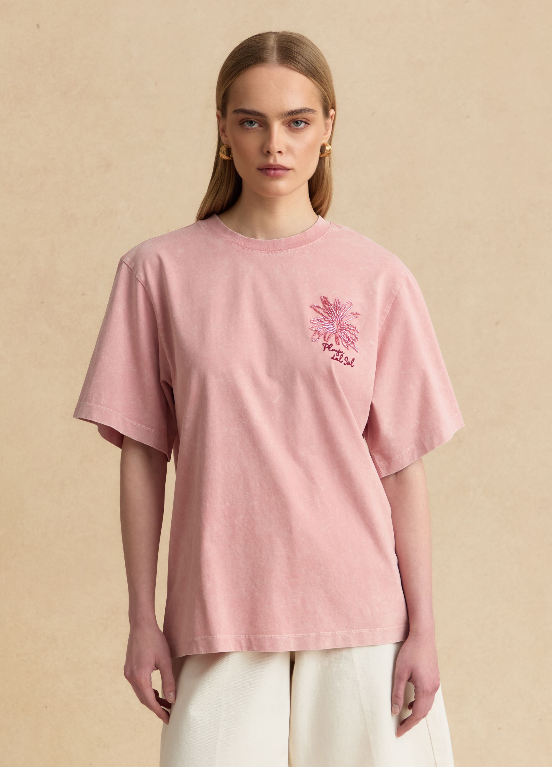 Pink pure cotton T-shirt with embroidery