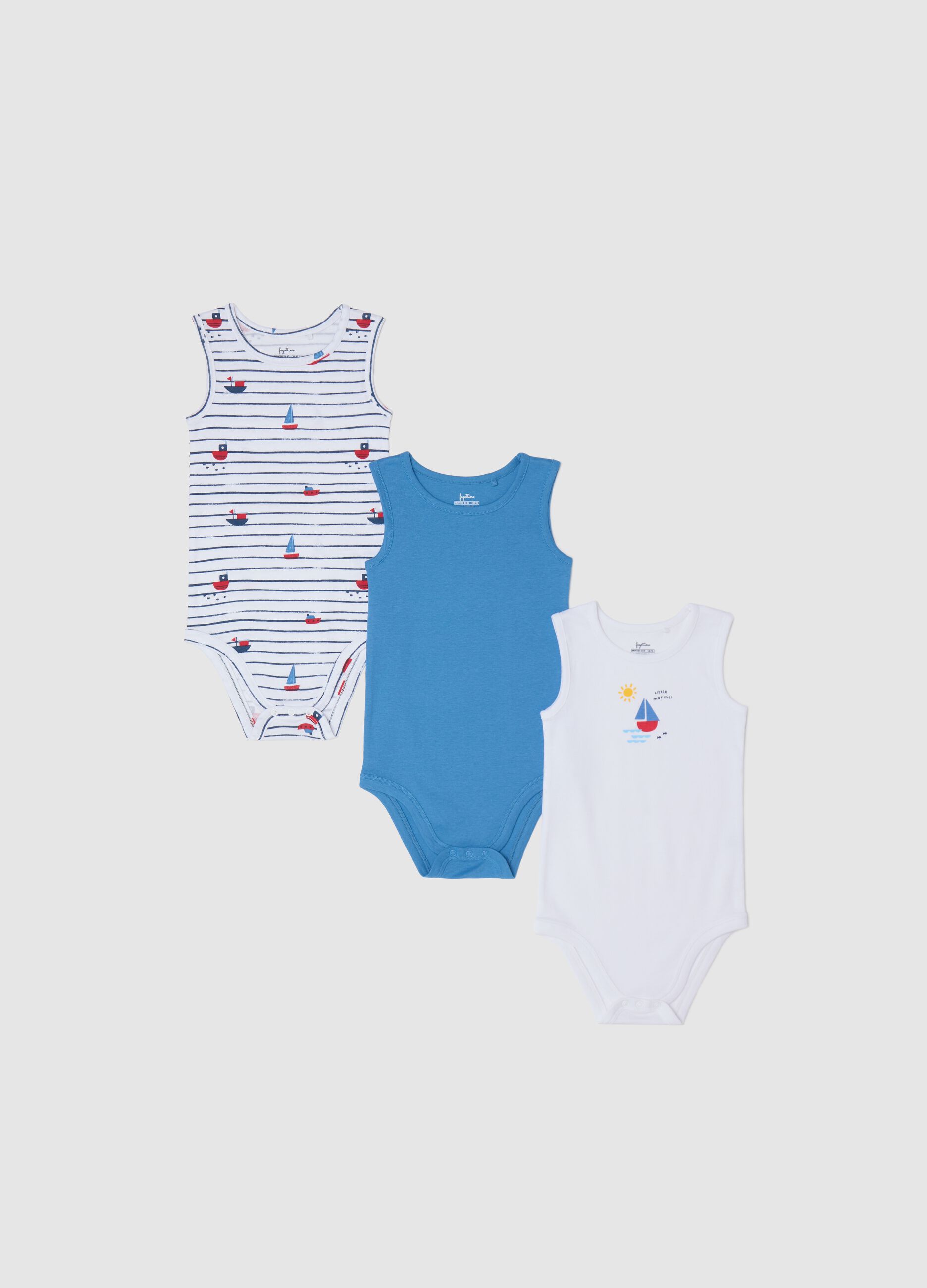 Three-pack white and light blue bodysuits in organic cotton with print