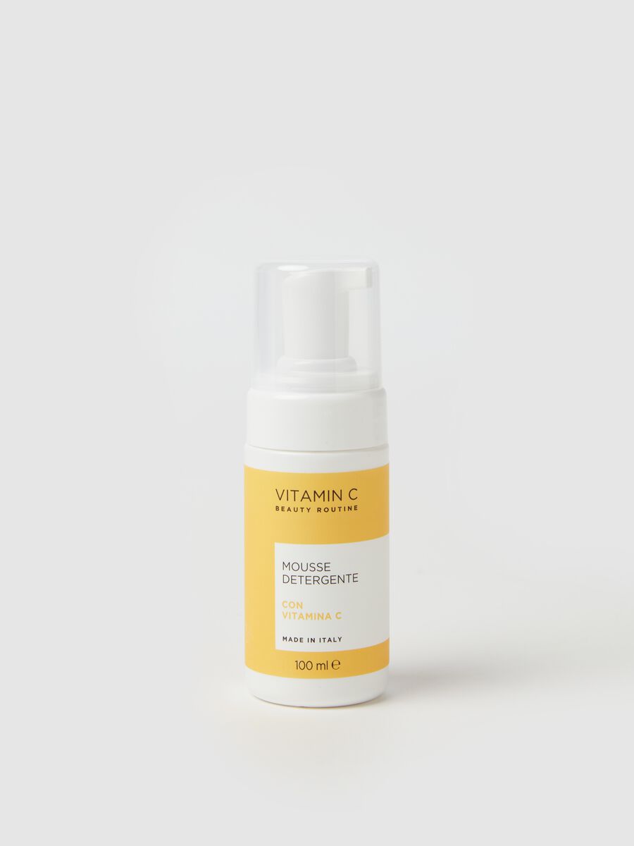 Cleansing mousse with vitamin C_0