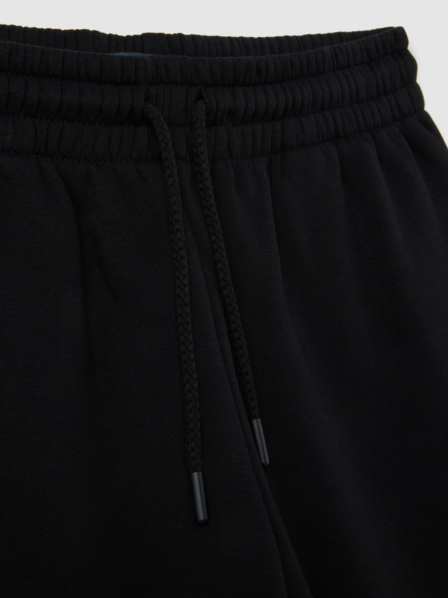 Black cotton blend regular fit trousers_5