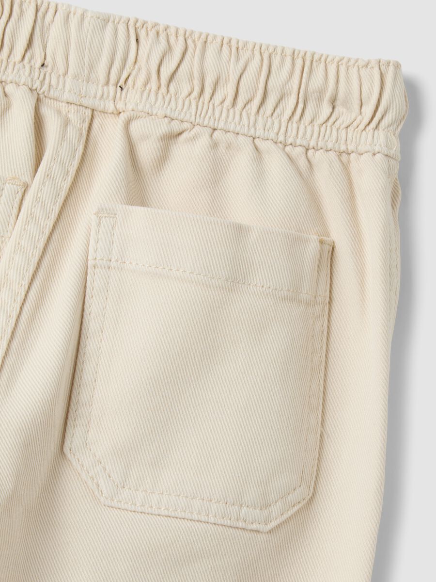 Pantaloni bianchi in twill di cotone elasticizzato regular fit_3