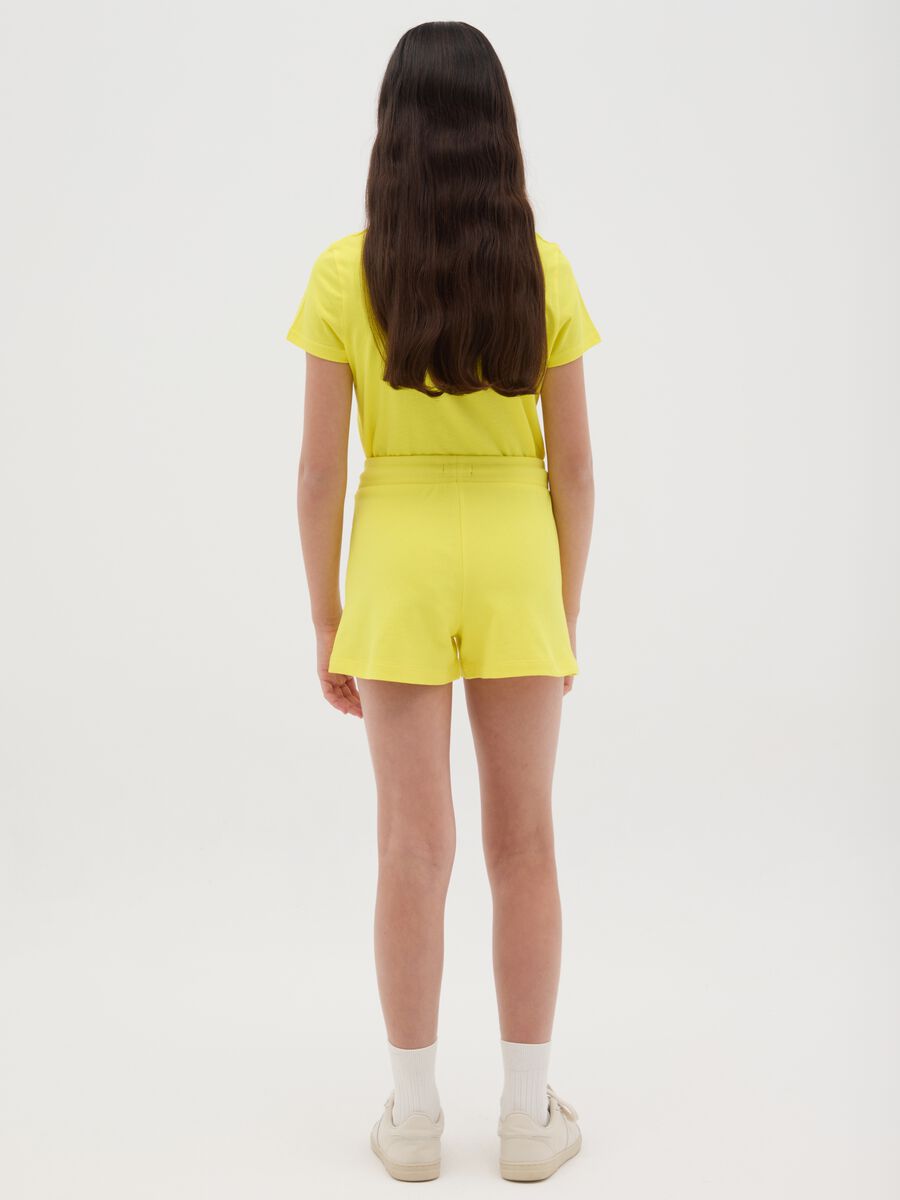 Shorts da ragazza in puro cotone giallo regular fit con vita elasticizzata_1