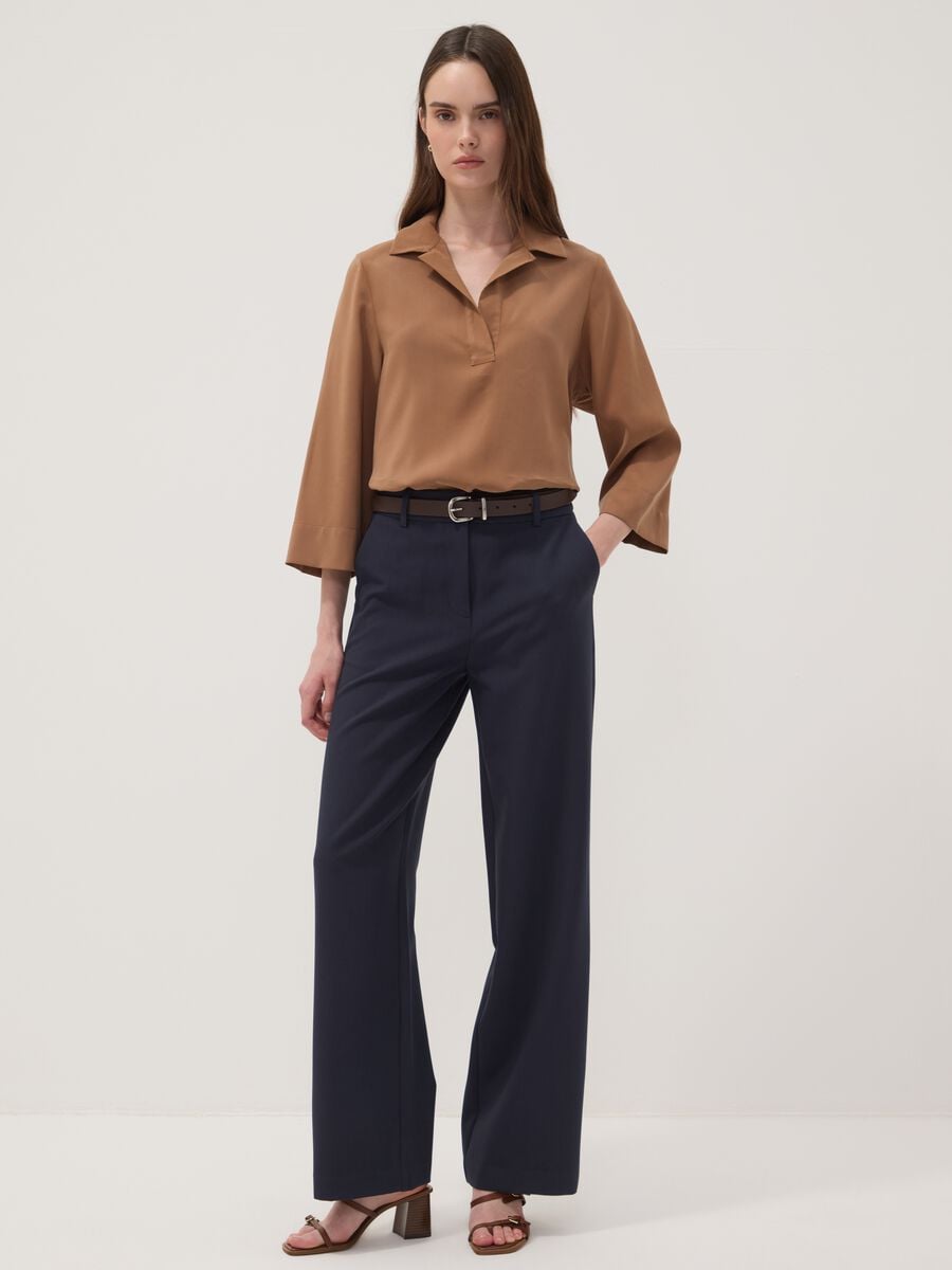 Camicia beige in misto viscosa con collo classico_2