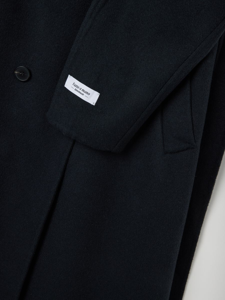 Cappotto doppiopetto blu in misto lana regular fit con cintura_5