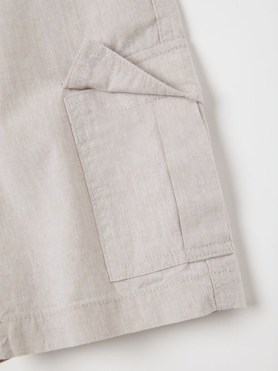 Beige cotton blend children's shorts with regular fit_3