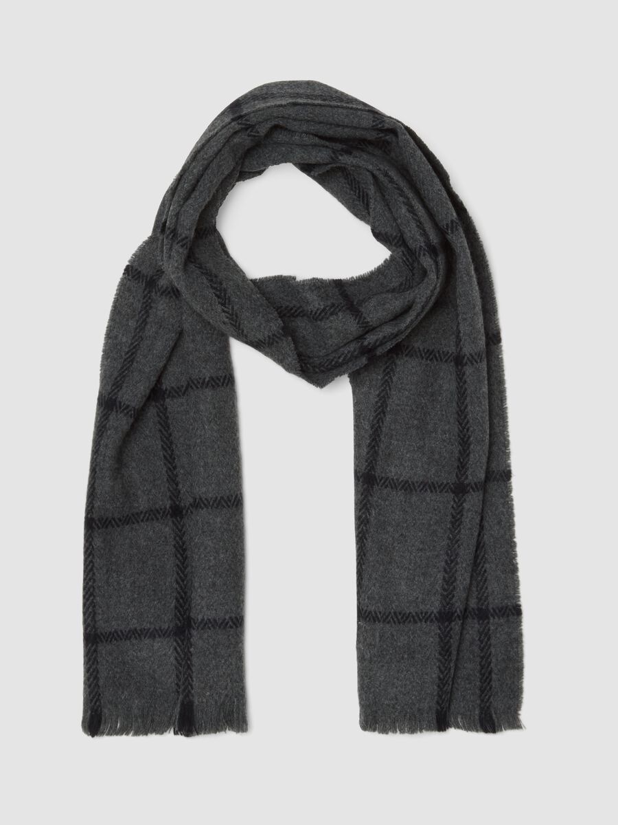 Dark Grey Checked Scarf with Fringes_0