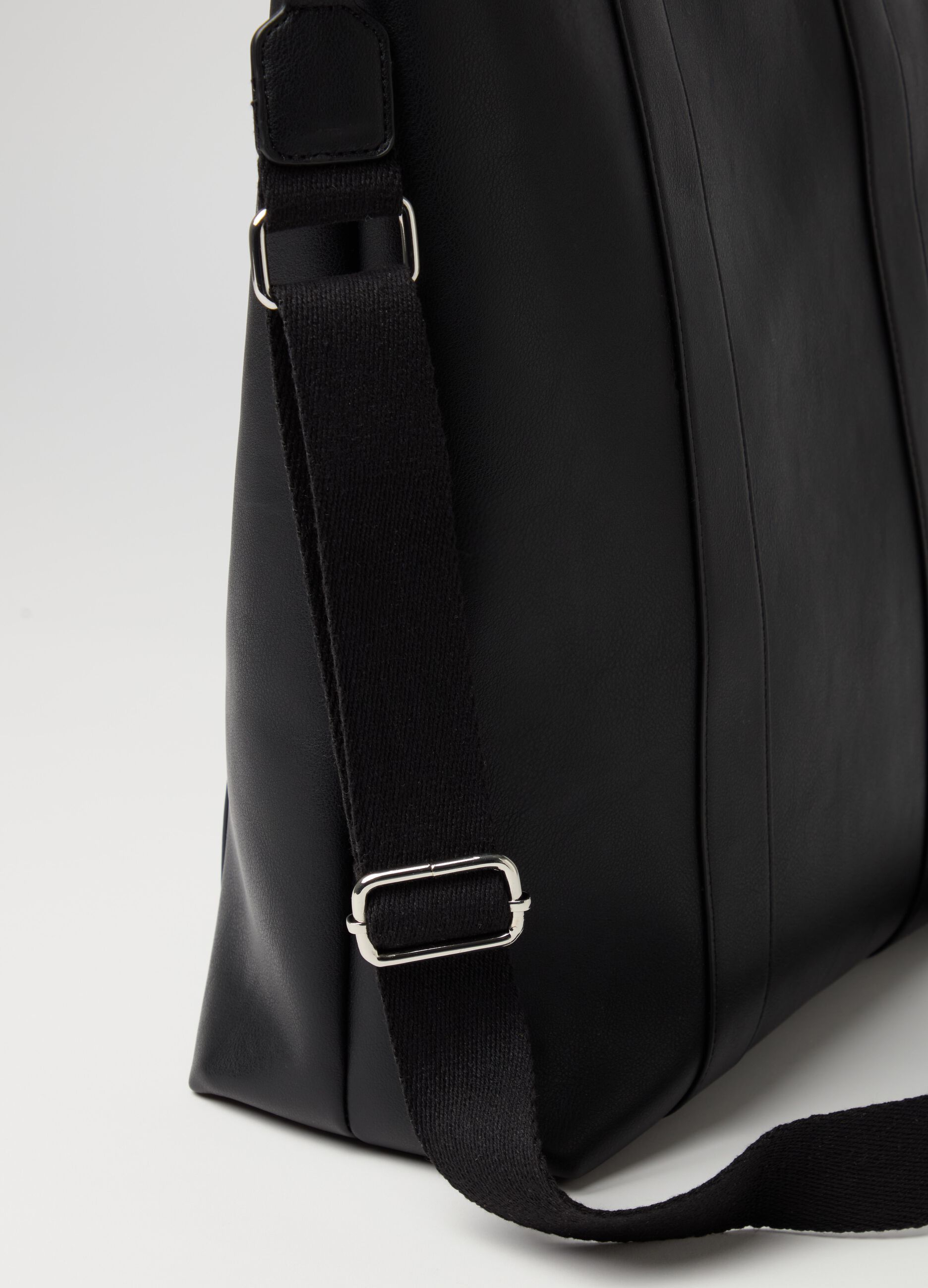 Contemporary shopping bag