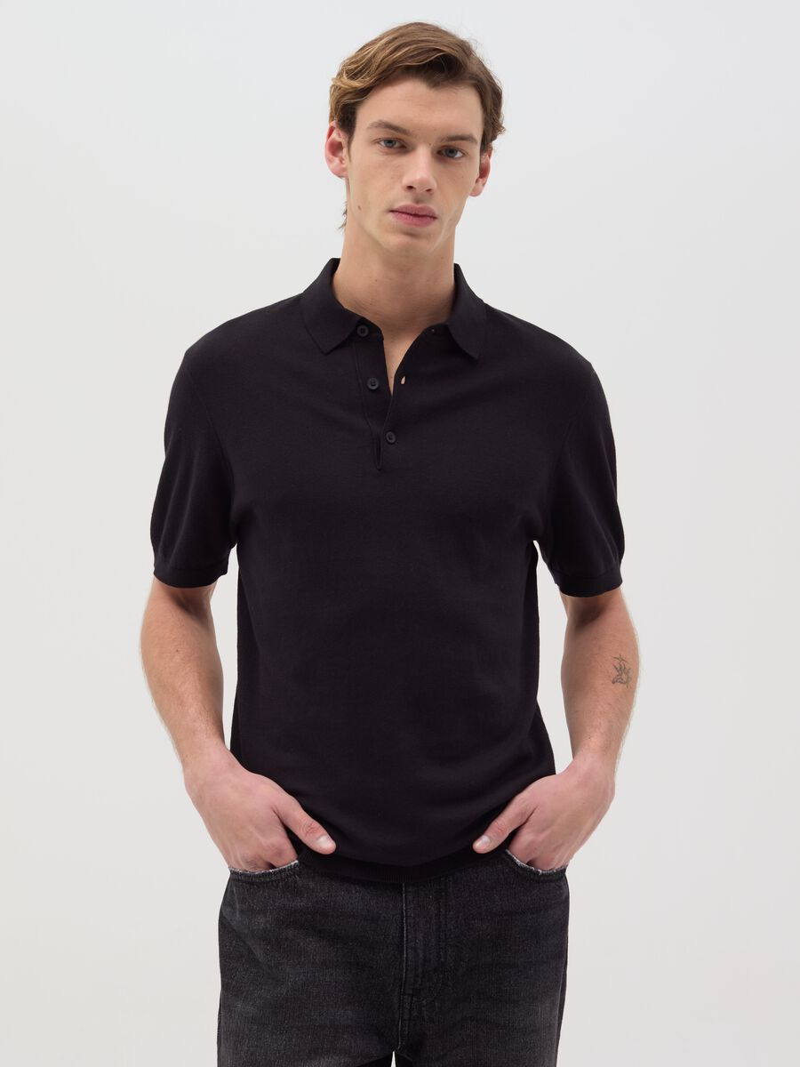 Polo shirt in solid colour cotton_0
