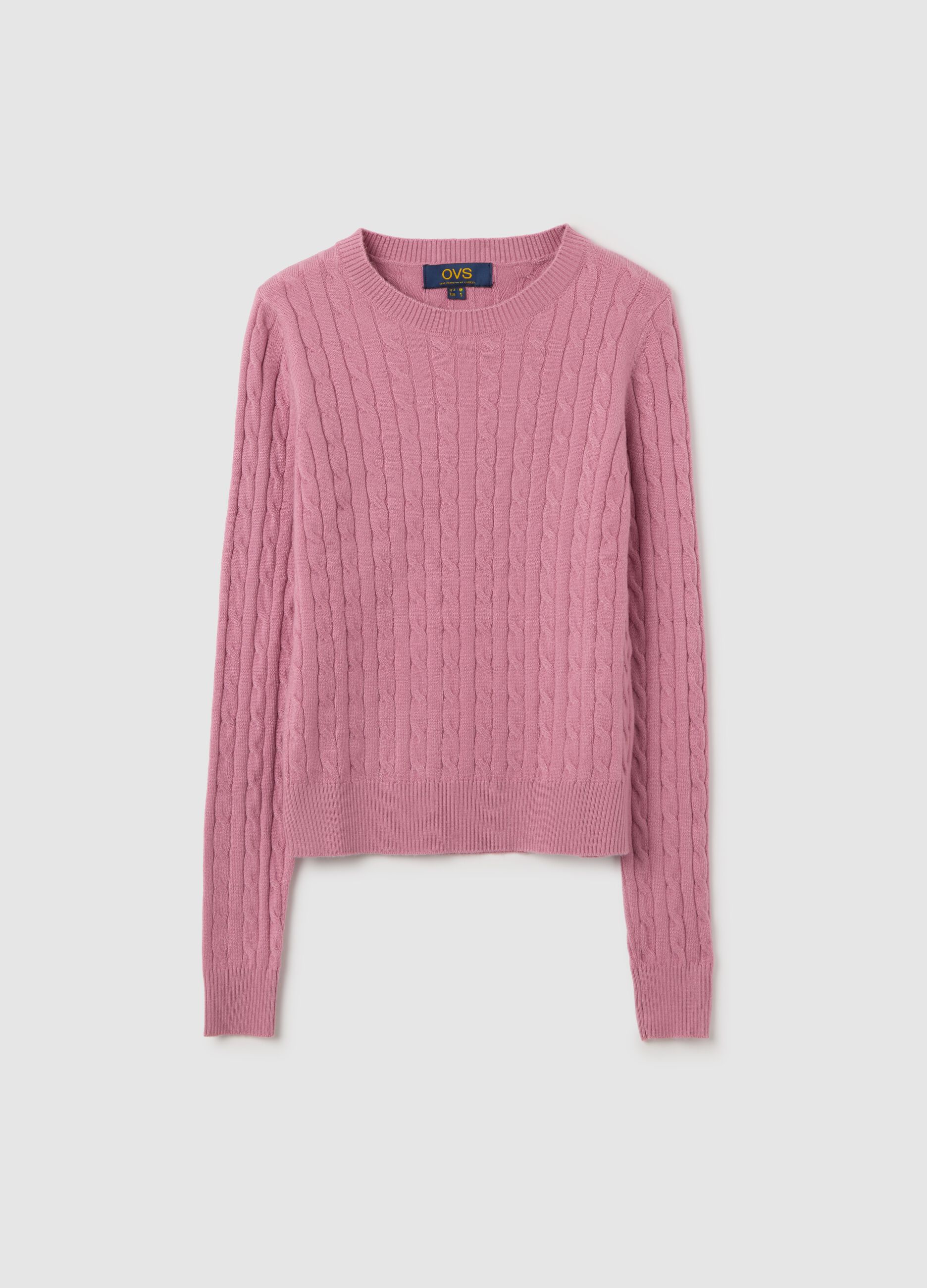 Pink pullover with round neckline