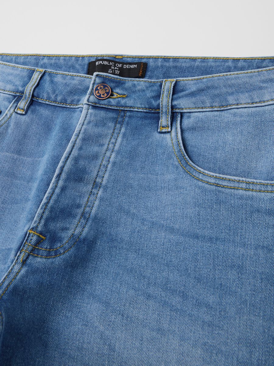 Slim-fit stretch jeans_5