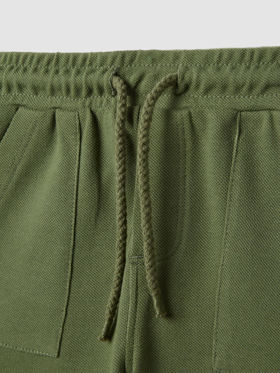 Boys' regular fit green organic cotton shorts_2