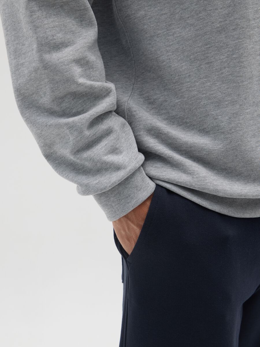 Grey regular fit pure cotton sweatshirt_3