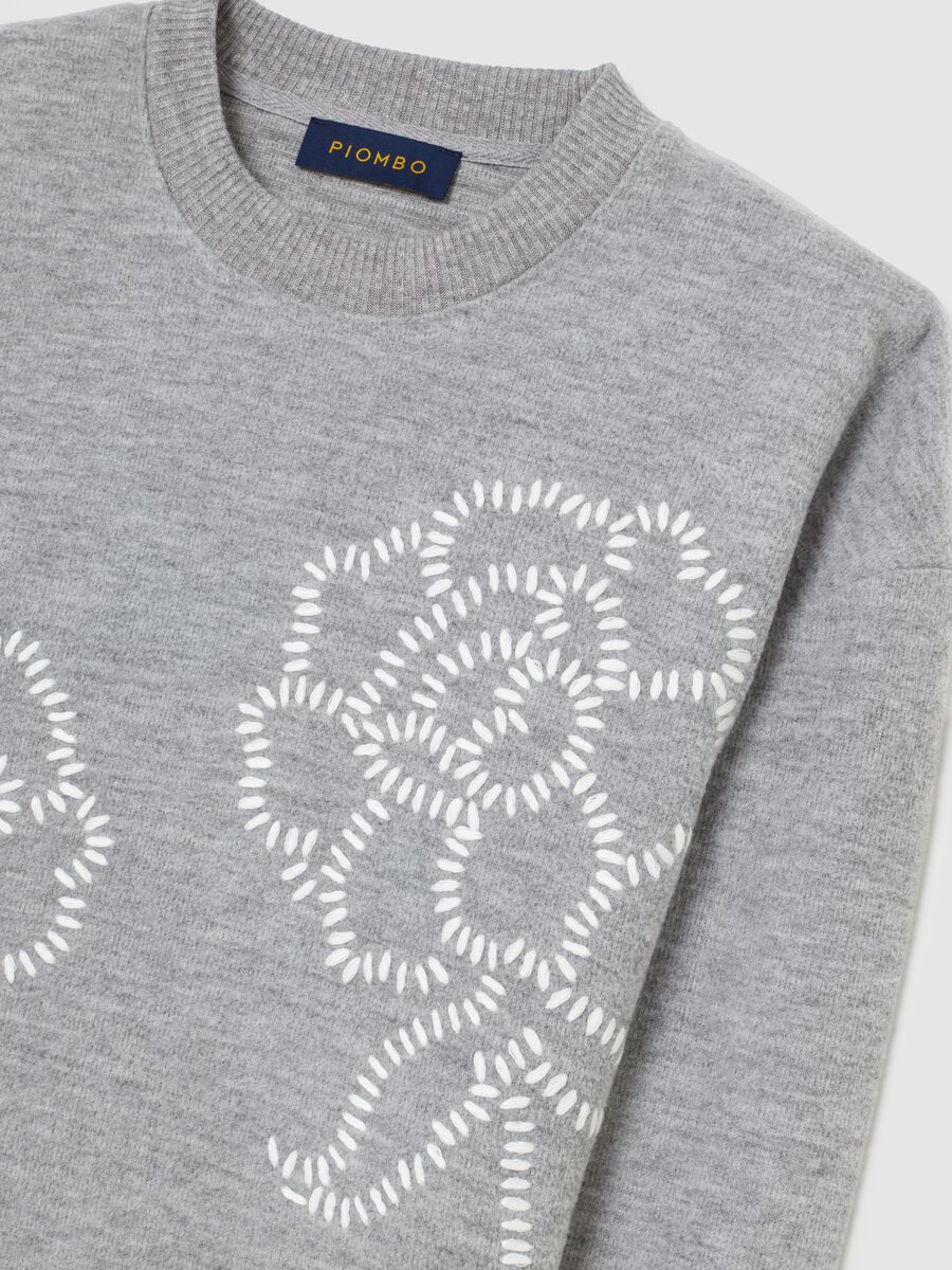 Grey regular fit jumper with floral details_5