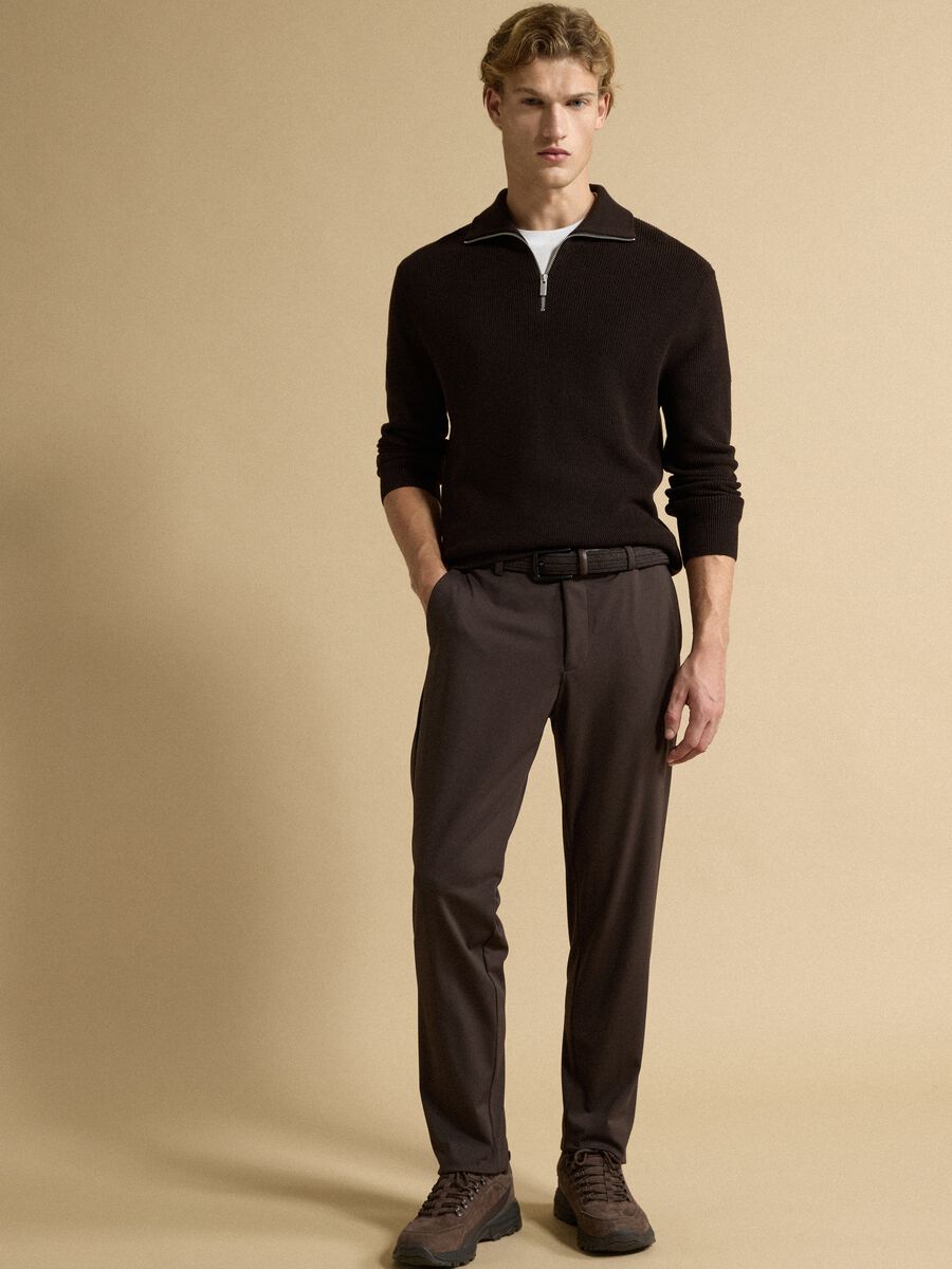 Pantaloni formali marroni in tessuto elasticizzato 4 Way Stretch slim fit_0