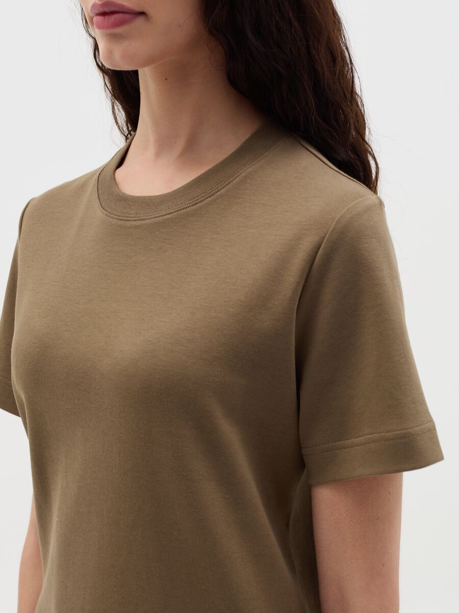 Solid colour T-shirt with round neck_2