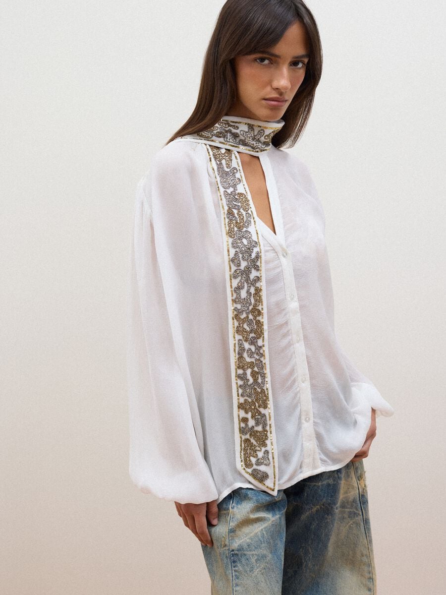 White pure-viscose shirt with embroidered collar_2