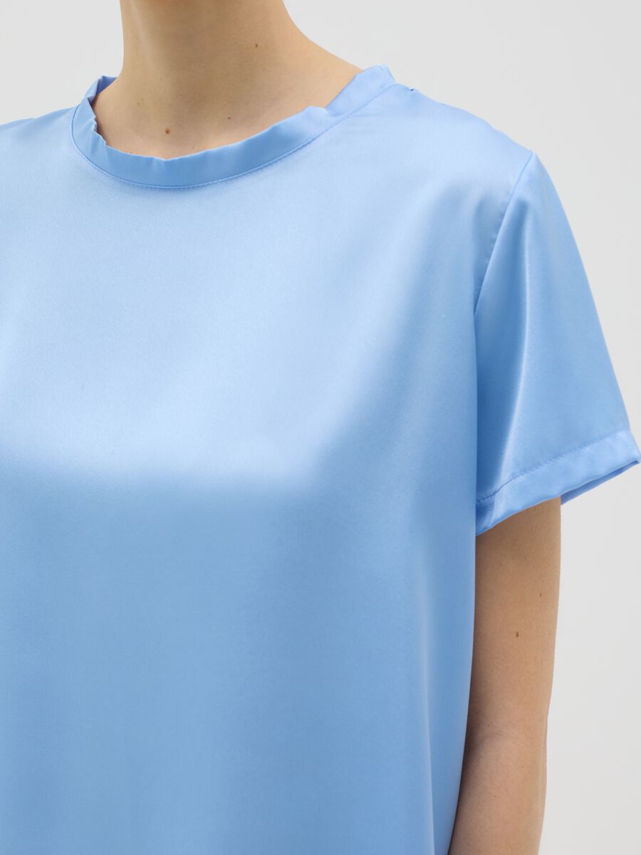 Light blue satin T-shirt_3