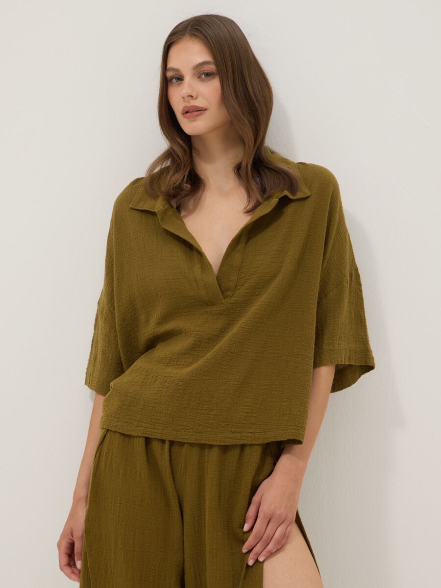 Short green pure cotton kaftan with V-neck_1