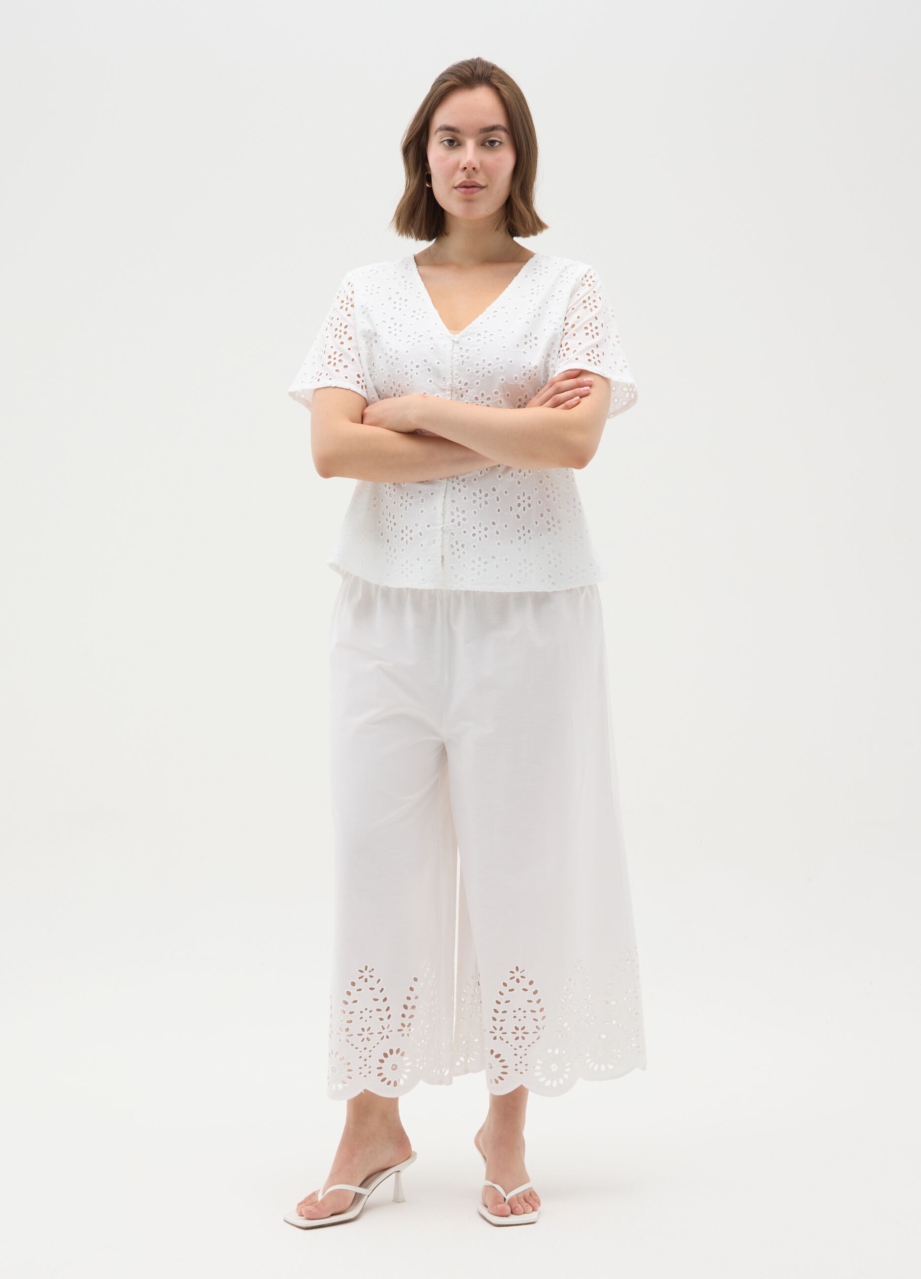 Women's white pure cotton wide-leg shorts