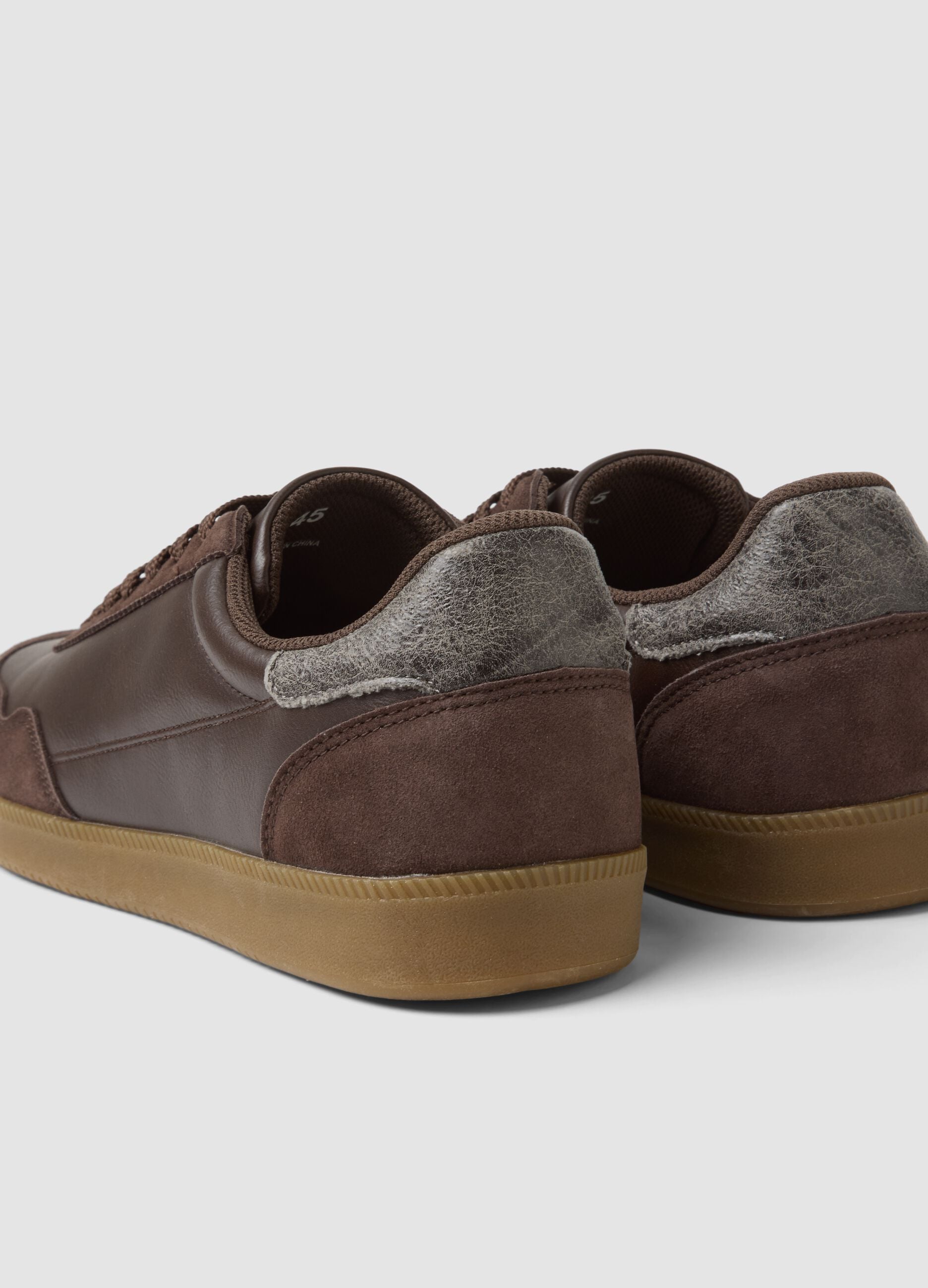 Casual brown trainers with contrast sole