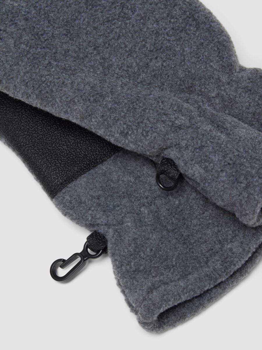 Grey fleece gloves with elasticated cuffs_2
