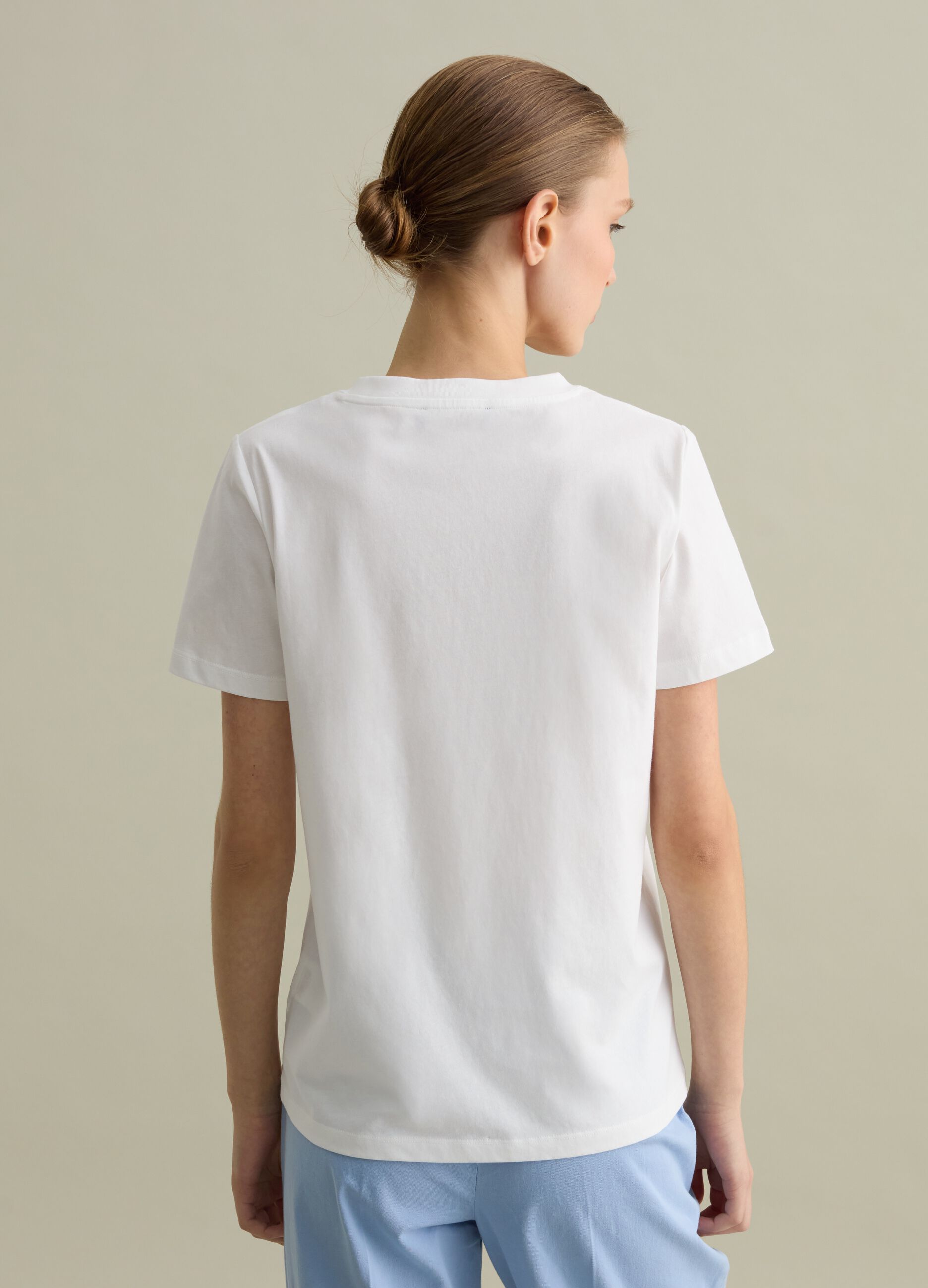 White T-shirt with short sleeves and print