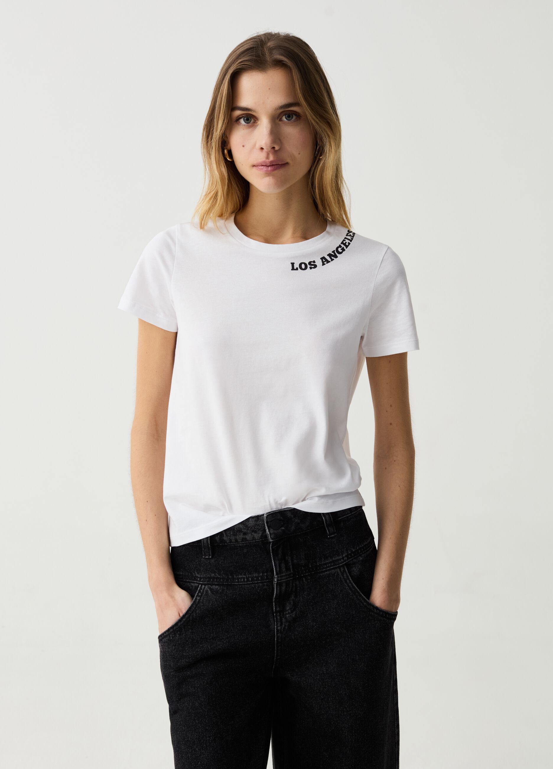 T-shirt Essential girocollo con stampa lettering