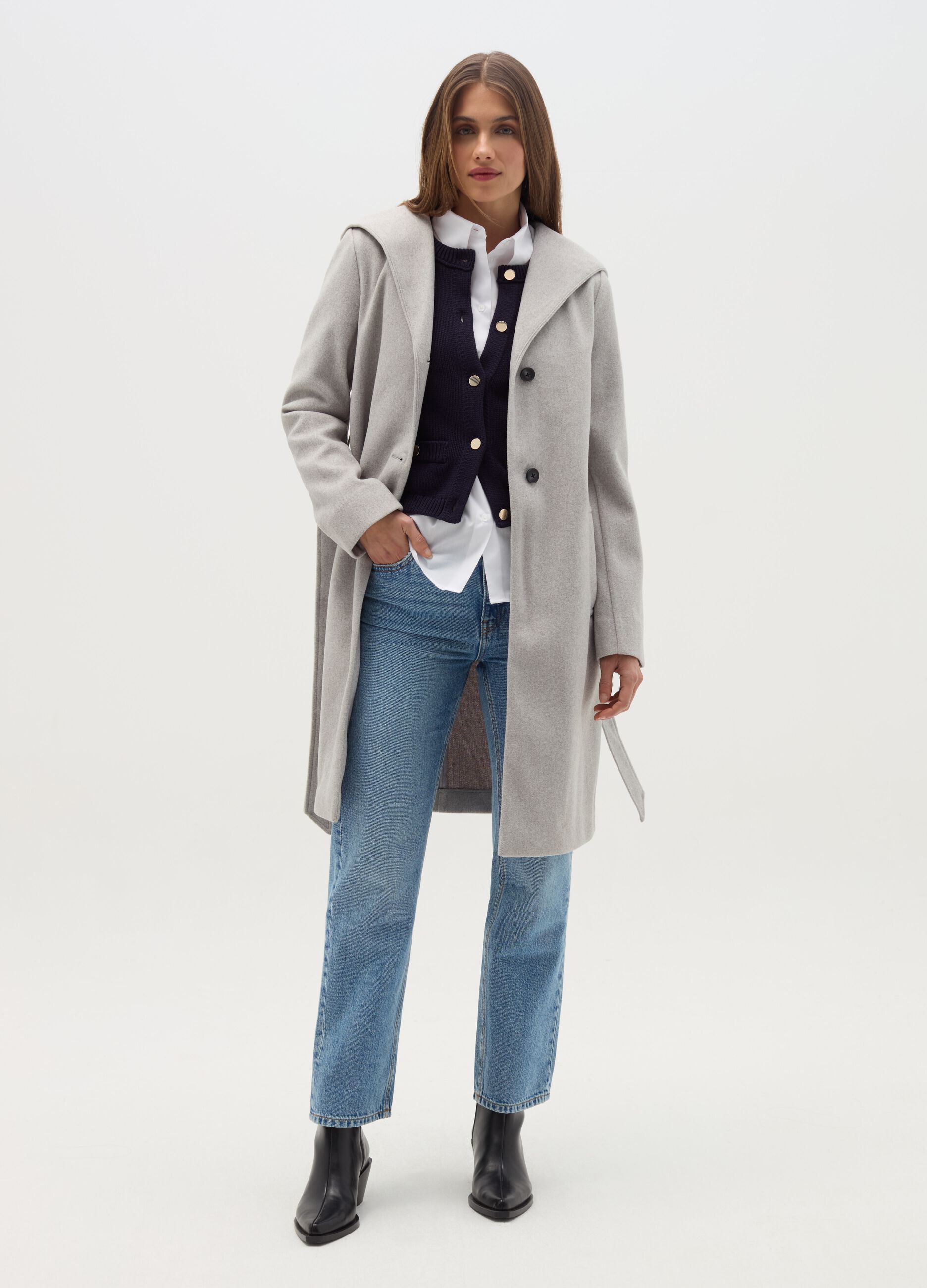 Coat in soft fabric with hood